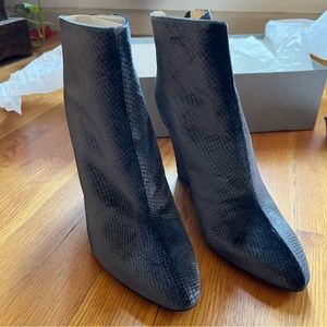 Aquatalia Velvet Bootie New in Box Vintage